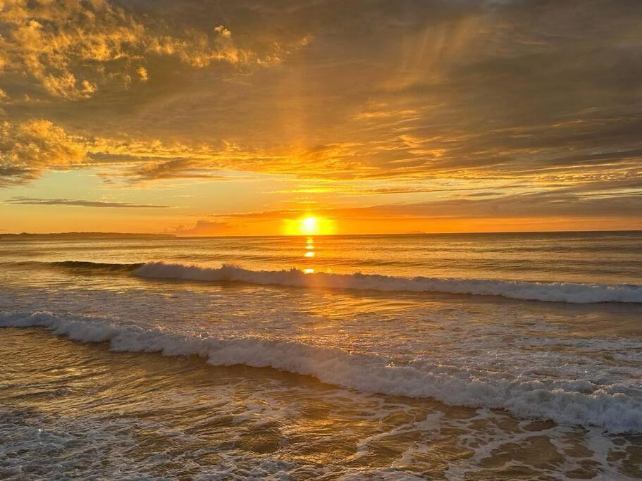 Dulce Atardecer 6 Playa Rompeolas Aguadilla Lejlighed Eksteriør billede